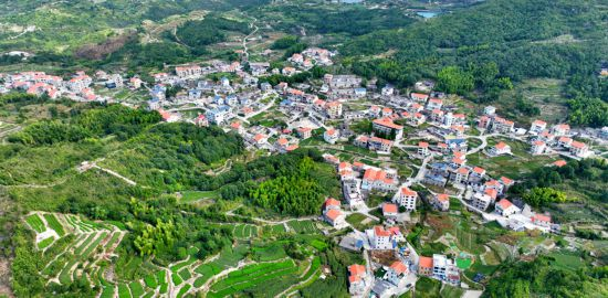 軍營(yíng)村俯瞰。人民網(wǎng)記者 陳博 攝